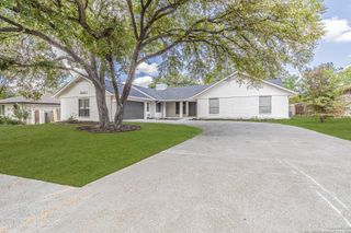 6307 Lakewood Park, Windcrest, TX 78239