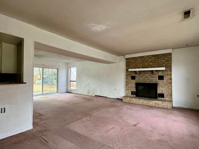 303 Pembrook Street, Ladson, SC 29456