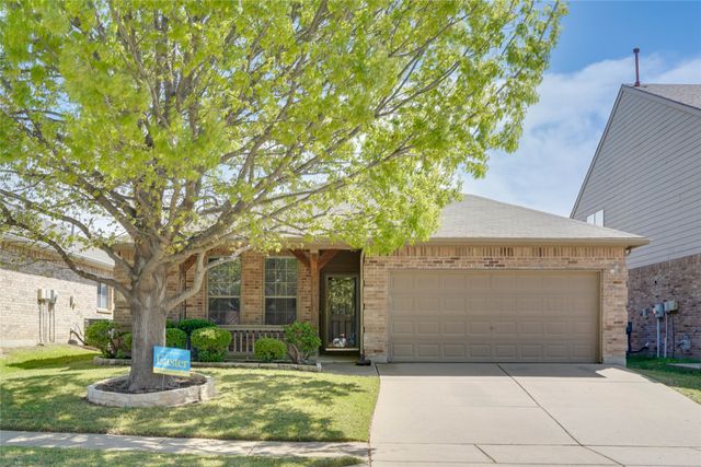 8928 Silent Brook Lane, Fort Worth, TX 76244