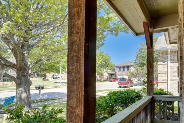 8928 Silent Brook Lane, Fort Worth, TX 76244