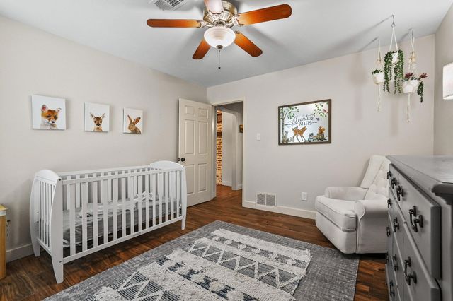 1324 Pickwick Lane, Denton, TX 76209