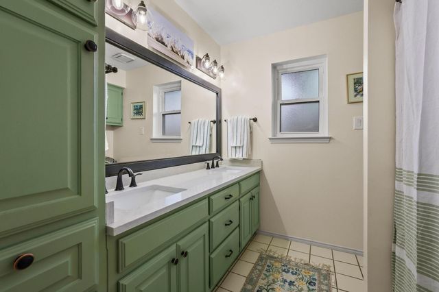 1324 Pickwick Lane, Denton, TX 76209