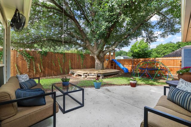 1324 Pickwick Lane, Denton, TX 76209