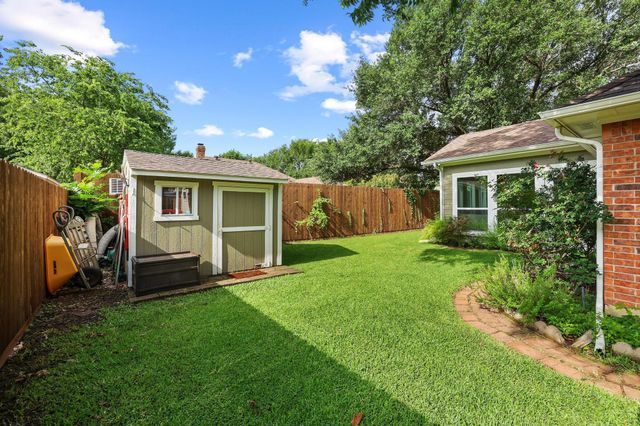 1324 Pickwick Lane, Denton, TX 76209