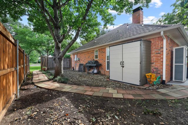 1324 Pickwick Lane, Denton, TX 76209