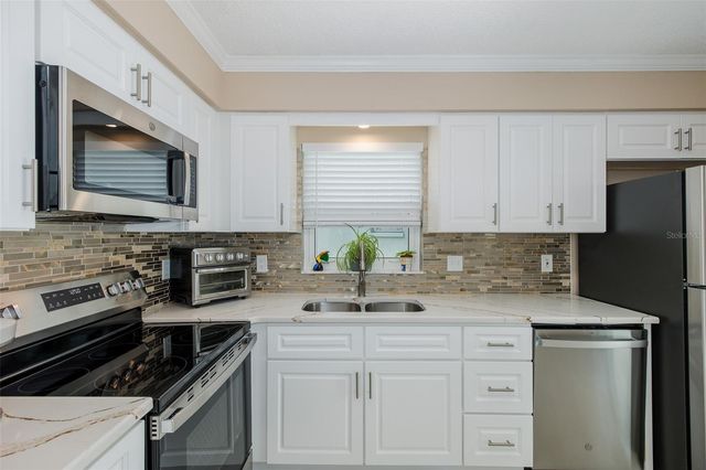 6221 WILDS DRIVE, New Port Richey, FL 34653