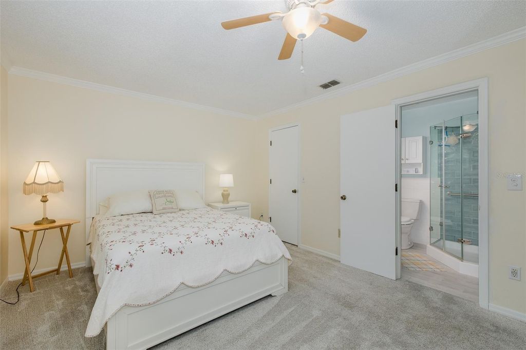 Image 18 of property listing at 6221 WILDS DRIVE, New Port Richey, FL 34653