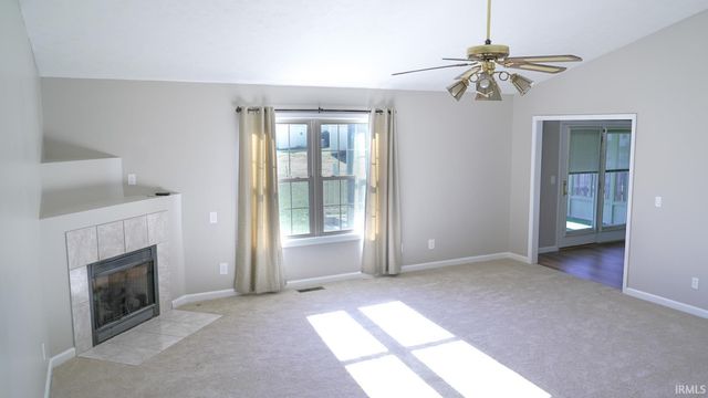 3021 Nicole Drive, Evansville, IN 47711