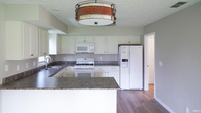 3021 Nicole Drive, Evansville, IN 47711