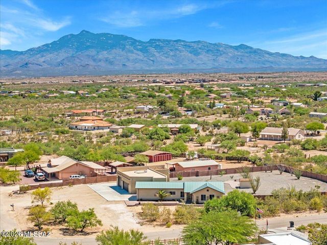 670 N Ivy, Vail, AZ 85641