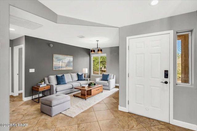 670 N Ivy, Vail, AZ 85641