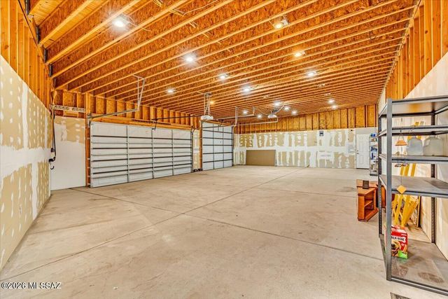670 N Ivy, Vail, AZ 85641