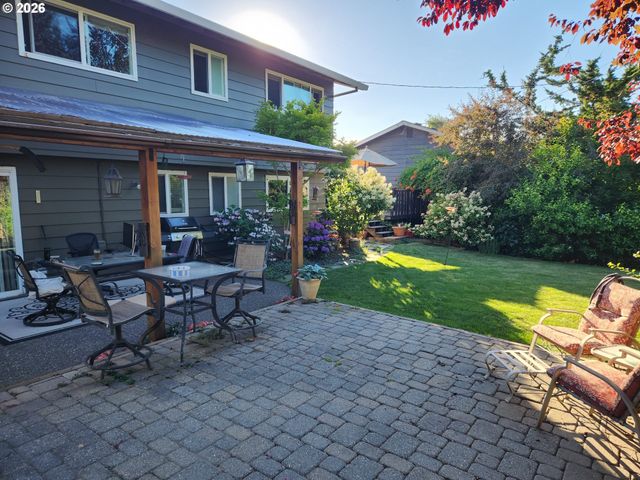 7520 Sw BELMONT Dr, Beaverton, OR 97008