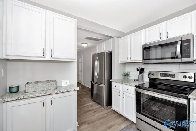 2611 Whitesburg Drive A, Huntsville, AL 35801