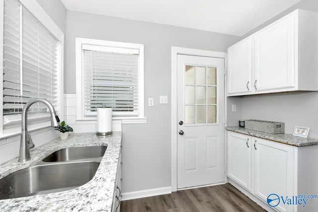 2611 Whitesburg Drive A, Huntsville, AL 35801