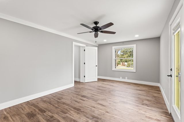 102 Dogwood Ln, Winchester, TN 37398