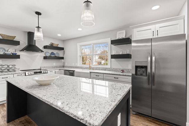 102 Dogwood Ln, Winchester, TN 37398