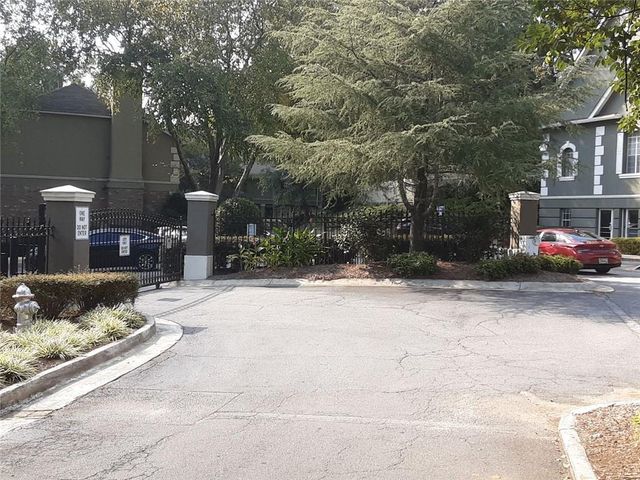 6900 Roswell Road O3, Sandy Springs, GA 30328