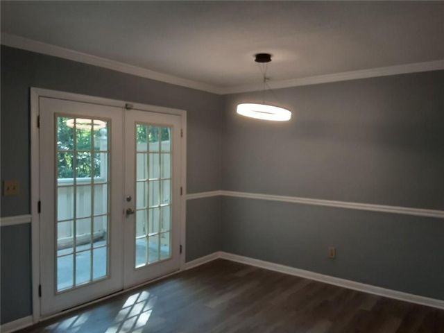 6900 Roswell Road O3, Sandy Springs, GA 30328