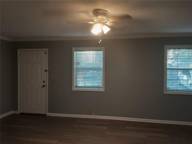 6900 Roswell Road O3, Sandy Springs, GA 30328