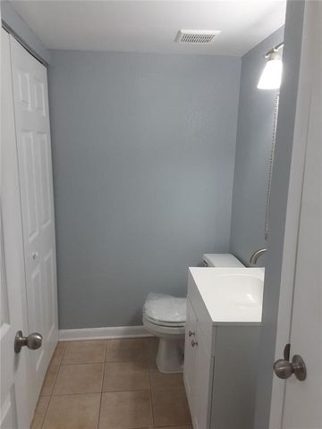 6900 Roswell Road O3, Sandy Springs, GA 30328