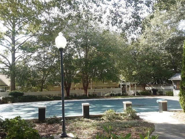 6900 Roswell Road O3, Sandy Springs, GA 30328