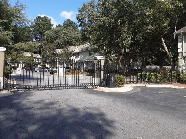 6900 Roswell Road O3, Sandy Springs, GA 30328