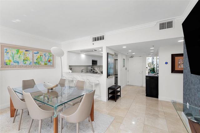 520 Brickell Key Drive A1207, Miami, FL 33131