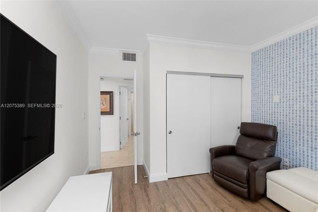 520 Brickell Key Drive A1207, Miami, FL 33131