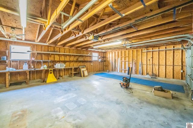 2542 Monroe Street, Paducah, KY 42001