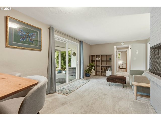 2530 SHARON Way, Eugene, OR 97401