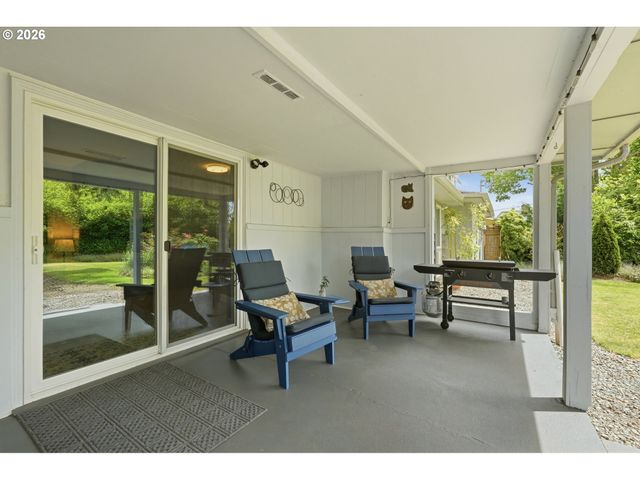 2530 SHARON Way, Eugene, OR 97401