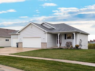 814 19th Street NE, Kasson, MN 55944