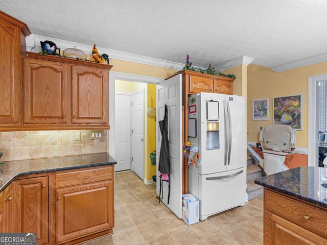 1220 Lake Stone Lea Drive, Oxford, GA 30054