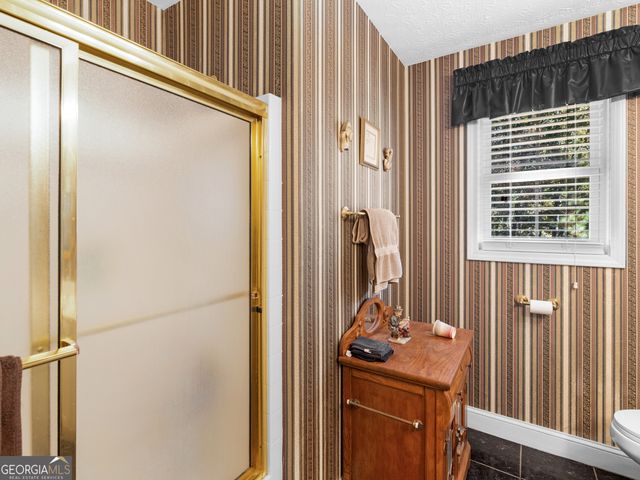 1220 Lake Stone Lea Drive, Oxford, GA 30054