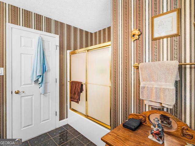 1220 Lake Stone Lea Drive, Oxford, GA 30054