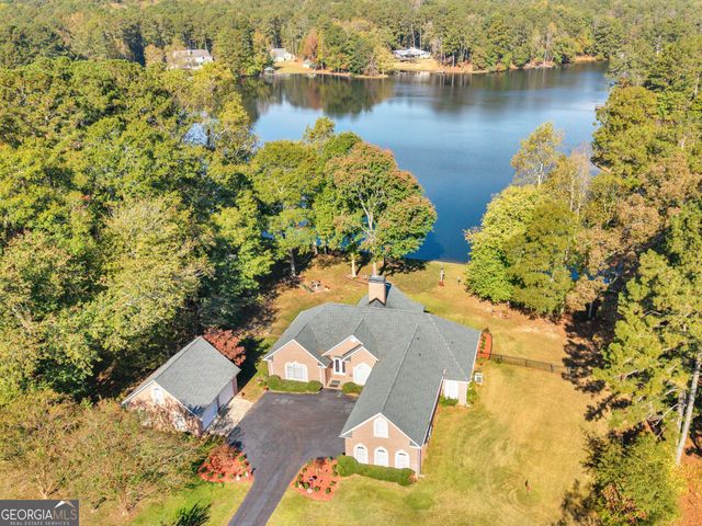 1220 Lake Stone Lea Drive, Oxford, GA 30054