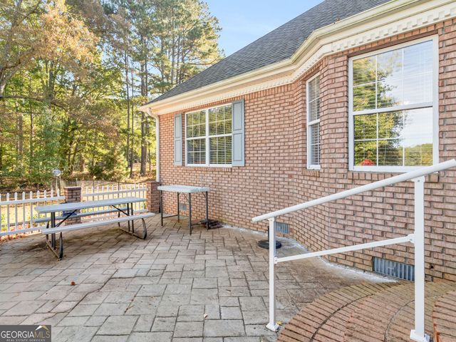 1220 Lake Stone Lea Drive, Oxford, GA 30054