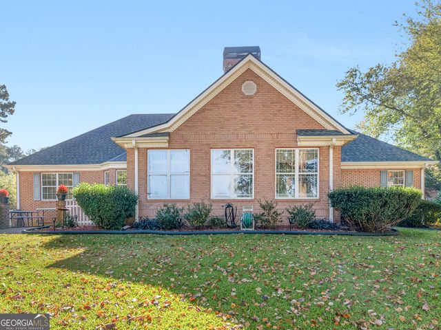 1220 Lake Stone Lea Drive, Oxford, GA 30054