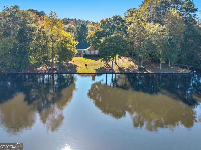 1220 Lake Stone Lea Drive, Oxford, GA 30054