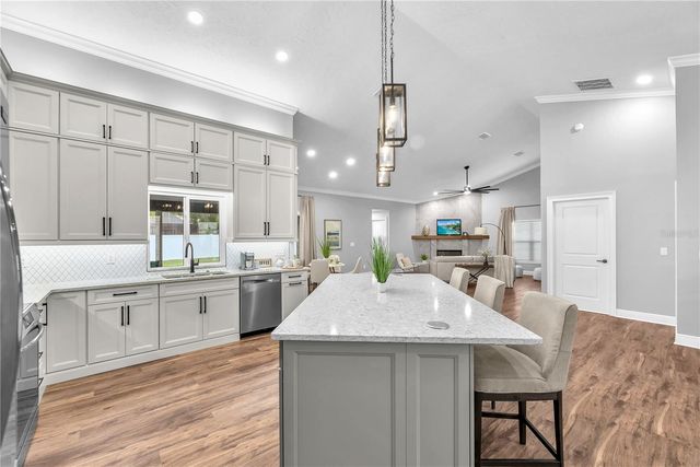 3834 COLD CREEK DRIVE, Valrico, FL 33596