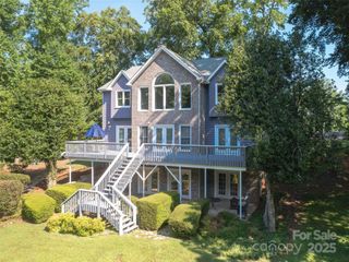 6620 Amos Smith Road, Charlotte, NC 28214