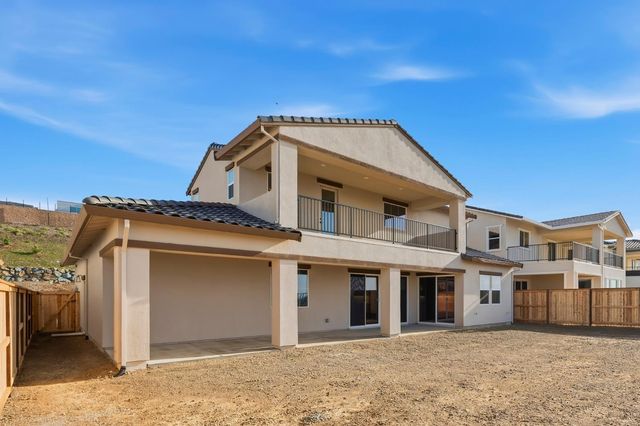 3085 Hinsdale Dr, Folsom, CA 95630