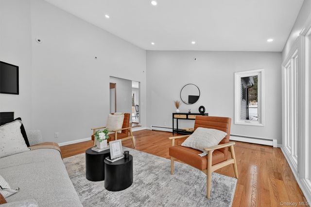 503 Station Road, Rock Tavern, NY 12575