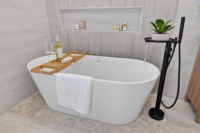 503 Station Road, Rock Tavern, NY 12575