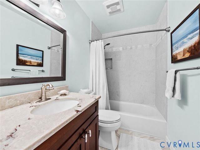 13574 Heathbrook Ter, Midlothian, VA 23112