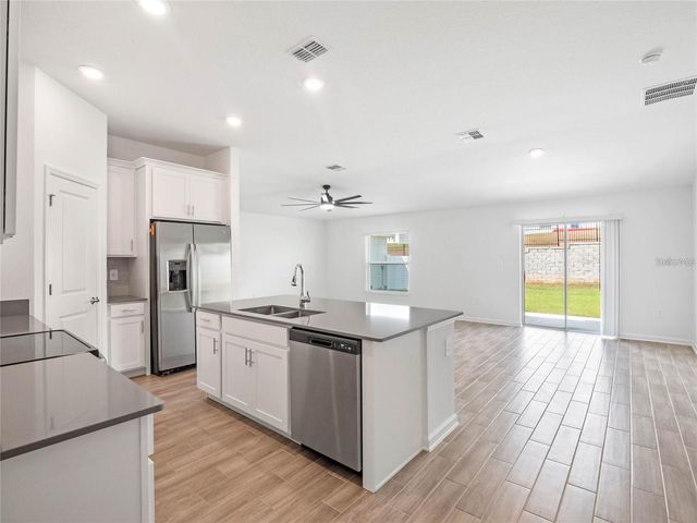 1774 PERCH HAMMOCK LOOP, Groveland, FL 34736