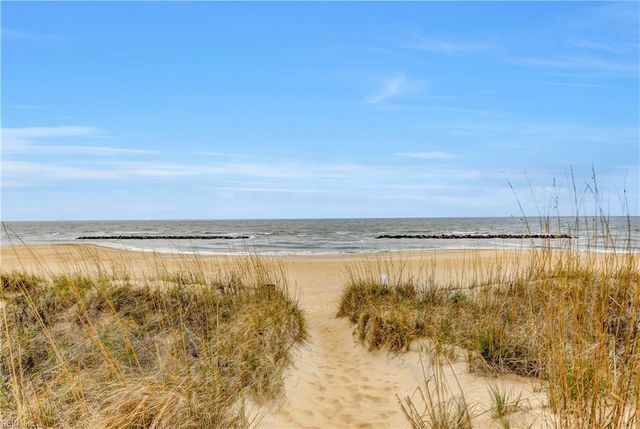 4210B E Beach DR, Norfolk, VA 23518