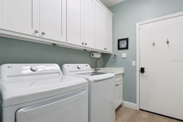 3352 BEAZER DRIVE, Ocoee, FL 34761