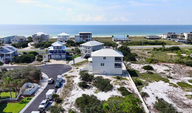 337 Gulfview Ln, Pensacola, FL 32507